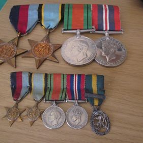 Set of medals