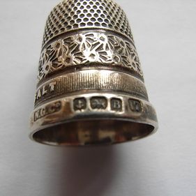 Antique thimble